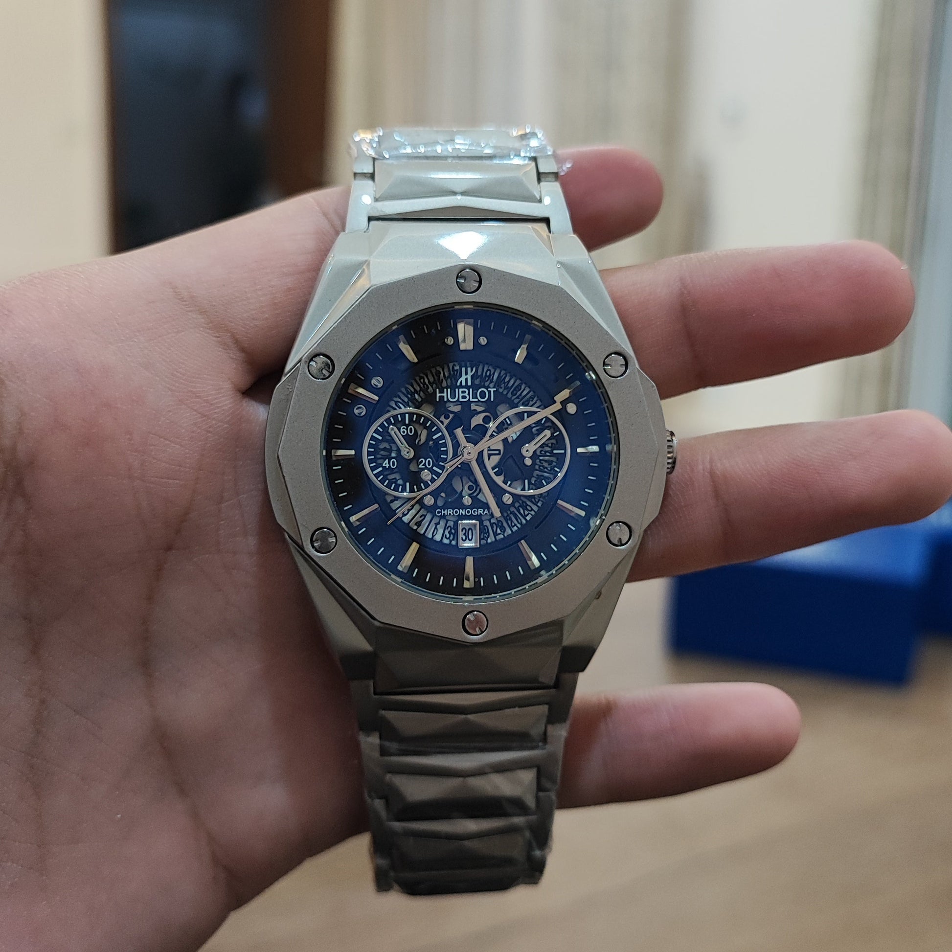 Hublot Premium Skeleton Watch - Luxury Diamond Cut Chain Khaanvaade