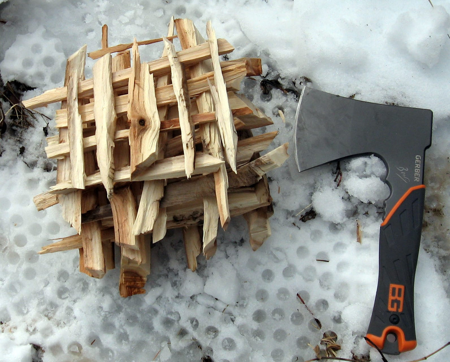 Gerber Bear Grylls Hatchet – Compact Tactical Survival Axe