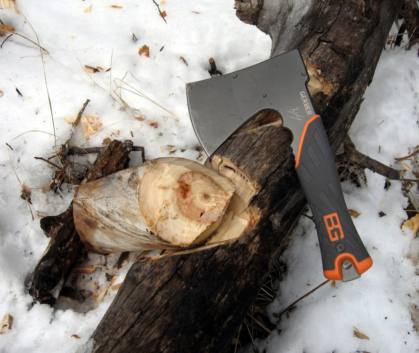 Gerber Bear Grylls Hatchet – Compact Tactical Survival Axe