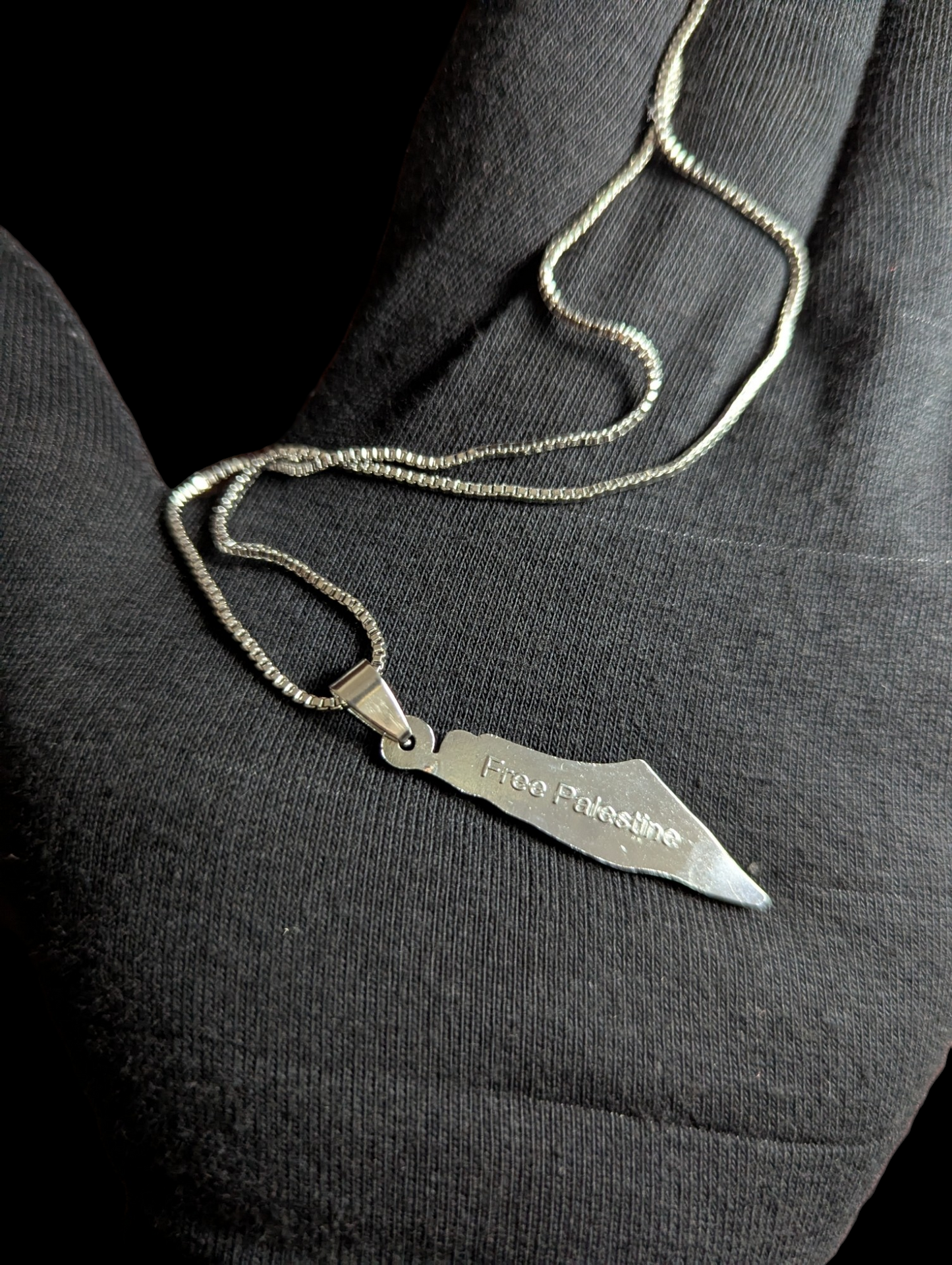 Free Palestine Pendants Unisex