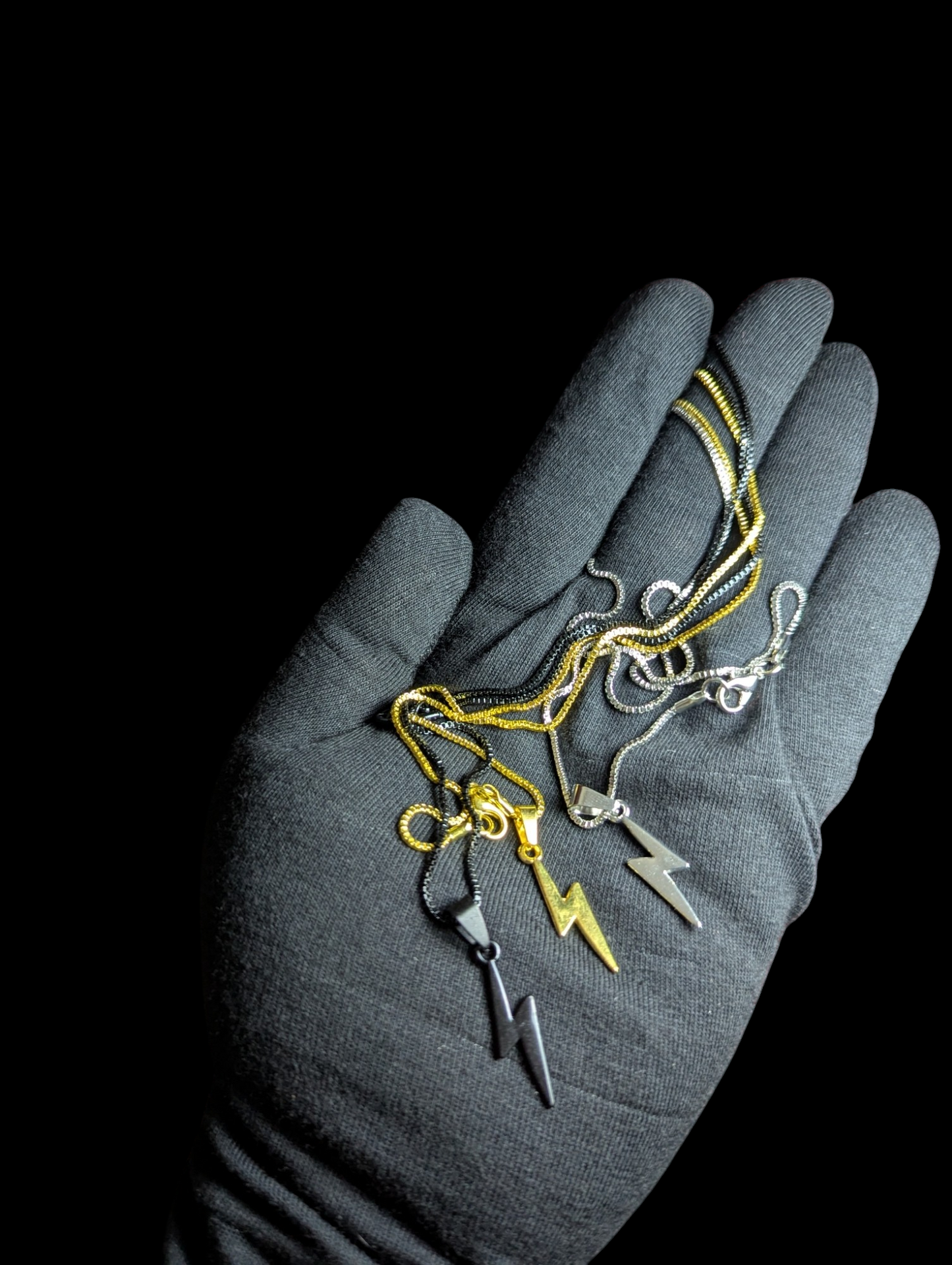 Flash Pendants in 3 beautiful colors Unisex