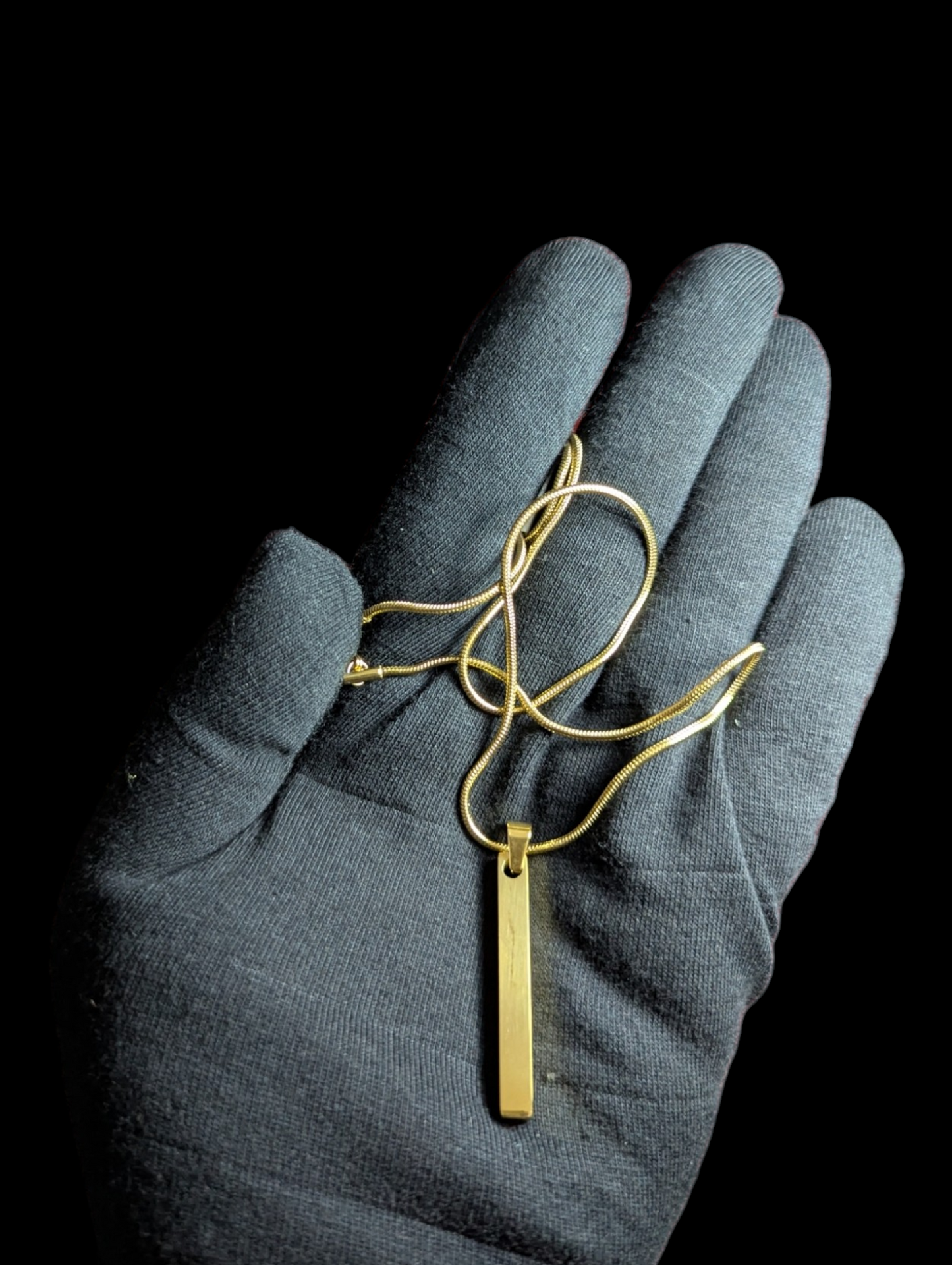 Bar Pendant in 3 beautiful colors unisex