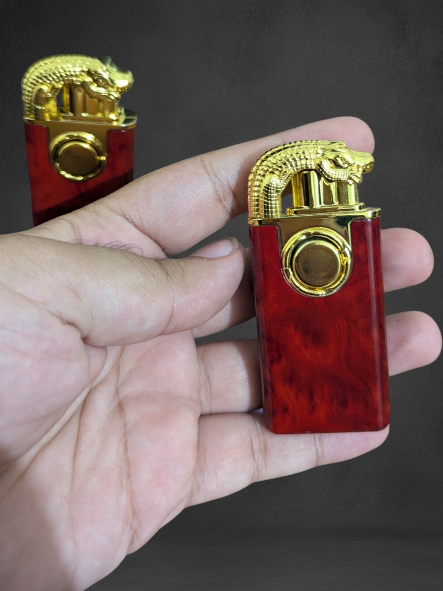 Crocodile Lighter in Dual Flame