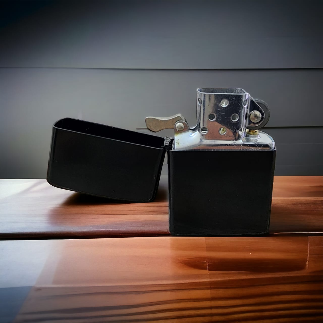 Black Zippo